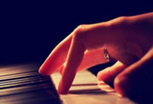 惊险比赛引发热议，体育精神无限